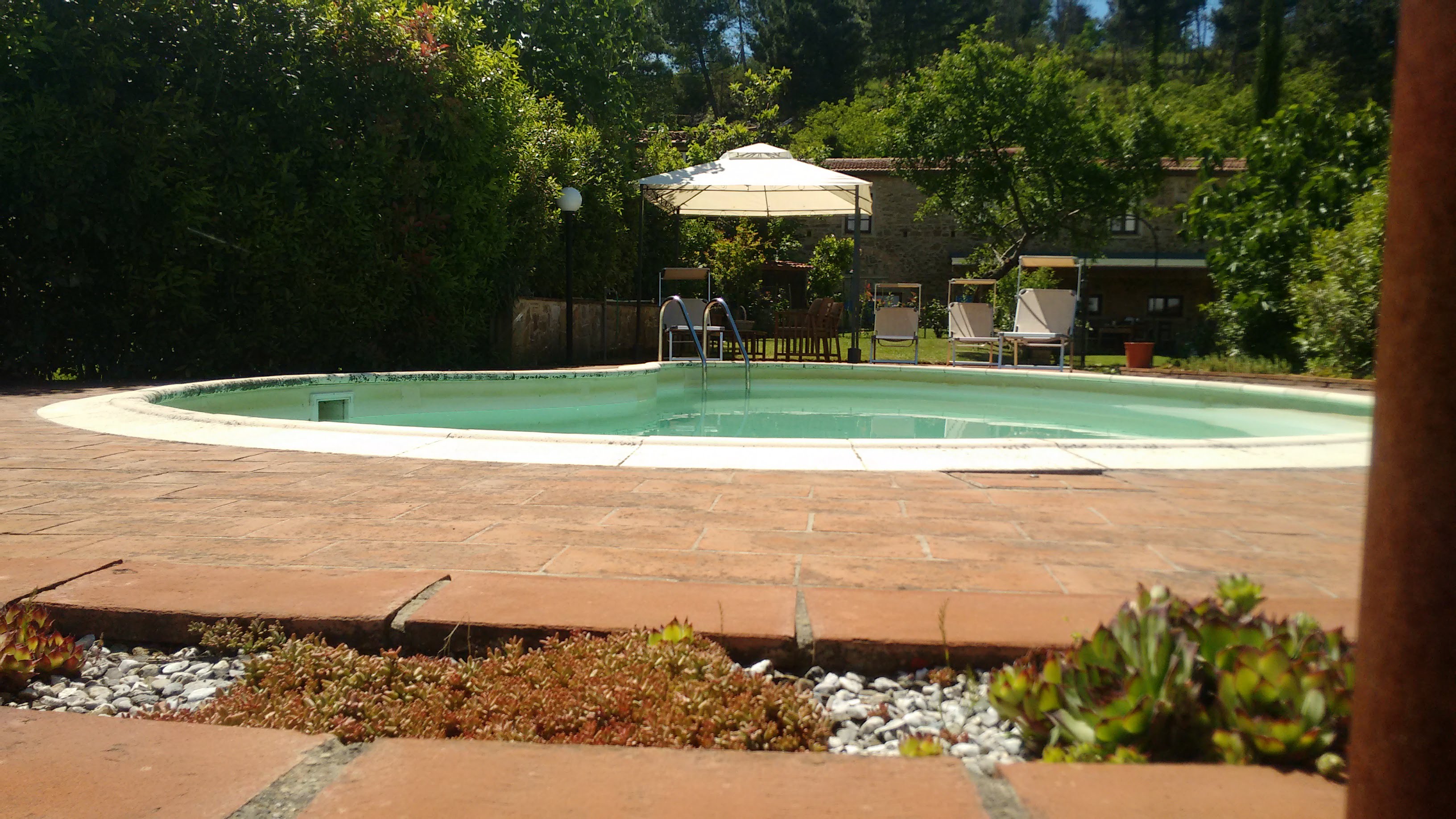 villa avec jardin et piscine privÃ©e